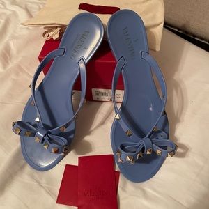 Size 40 Valentino studded jelly flip flops